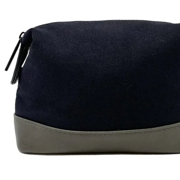 Grey/Black canvas dopp bag with snaps - Picture 2 of 2